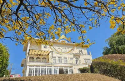 Casa à venda em valinhos, pinheiro, com 4 suítes, com 560 m², condomínio residencial moinho de vento