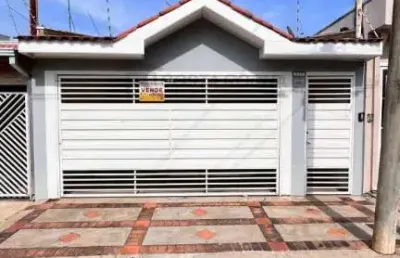 Casa com 2 quartos à venda na Rua Presidente Bernardes, 325, Centro, Salto
