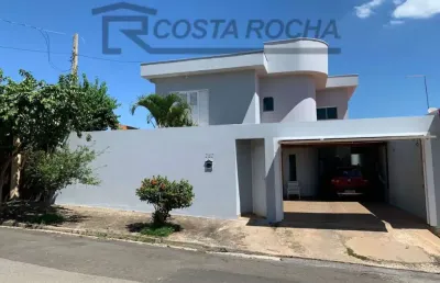 Casa com 3 quartos à venda- jardim celani - salto/sp
