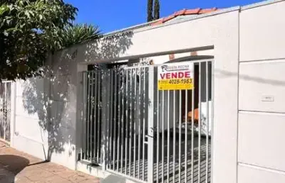 Casa com 3 dormitórios à venda, 125 m² por r$ 490.000,00 - centro - salto/sp