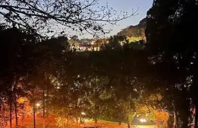 Casa em condomínio fechado com 6 quartos à venda na Vila Santo Antônio, Cotia 