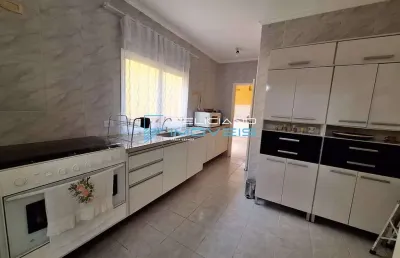 Casa com 3 quartos, guilhermina, praia grande - r$ 1.04 mi, cod: 4117