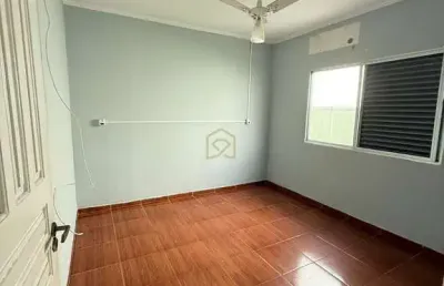Casa comercial com 100 m2 no boqueirão em praia grande