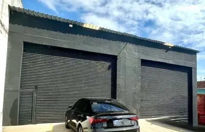 Galpão novo com 280m2 no caiçara na av. pres kennedy com vaga de garagem