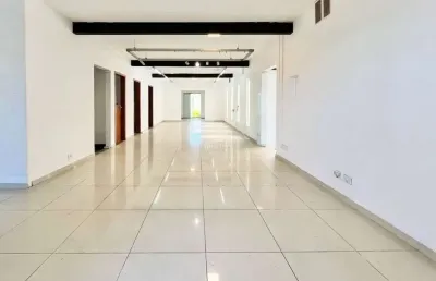 Casa comercial com 1 sala para alugar na rua joaquim nabuco, 2305, centro, são josé dos pinhais por r$ 6.500