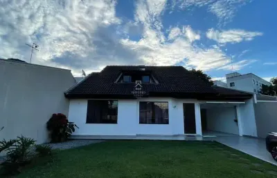 Casa com 4 quartos para alugar na rua barão do cerro azul, 2576, bom jesus, são josé dos pinhais por r$ 6.300