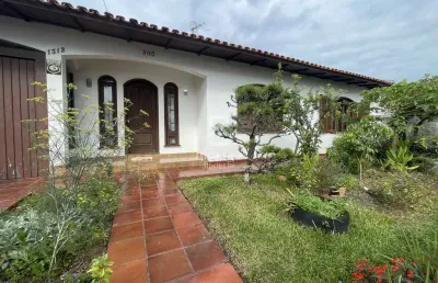 Casa com 4 quartos à venda na rua joão ernesto kilian, 205, dona letícia, são josé dos pinhais por r$ 2.000.000