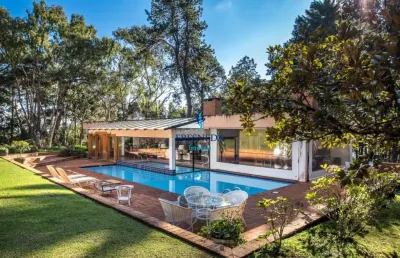 Casa de campo para venda, 6 dorm(s), 4 suite(s), 8 vaga(s), 977 m²