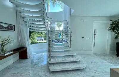 Casa para venda, 7 dorms, 6 suites, 4 vagas, 573 m²