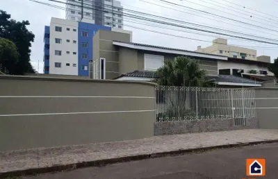 Casa com 4 quartos à venda na Rua Vidal de Negreiros, 610, Estrela, Ponta Grossa