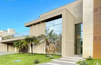 Mansão com fachada arrojada e elegante, feita nos mínimos detalhes