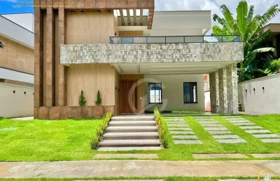 Casa nova com 04 suítes, piscina privativa e planta baixa inteligente.