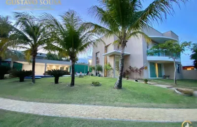 Já imaginou morar em uma casa com terreno de esquina privilegiado?   com todo o verde e conforto que você e sua família precisam?
