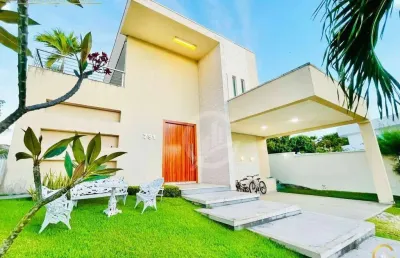 Belíssima casa no condomínio alphaville fortaleza com 05 suítes.