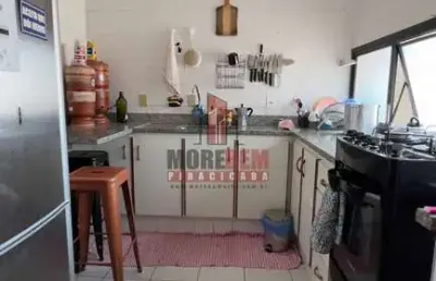Apartamento grande de 113m² e muito bem localizado no bairro alto 3 quartos