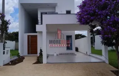Casa nova no condominio ágape 211m², 2 quartos, 3 banheiros, 2 vagas e piscina