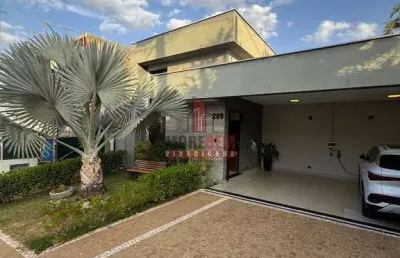 Damha - 3 suites, sendo uma master, piscina, energia solar, carregamento carro
