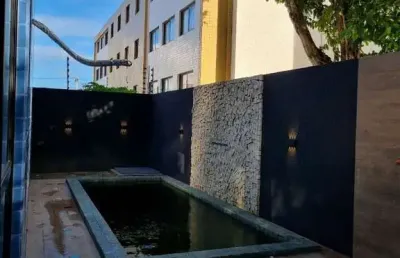 03 quartos e com piscina privativa no altiplano!!!!