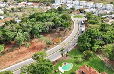 Terreno comercial à venda na Rua Lorena Pinto Coelho, 26, Centro, Lagoa Santa