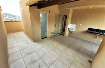 Cobertura - 3 quartos sendo 1 suíte - 2 vagas sob pilotis - terraço - candelária