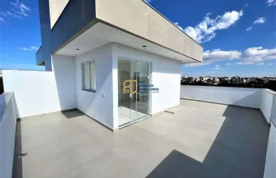 Cobertura à venda - 3 quartos sendo 1 suíte - 2 vagas - elevador - planalto