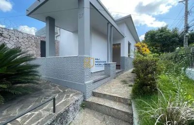Casa linear à venda - 4 quartos - 2 suítes - 4 vagas - 3 banheiros - santa rosa