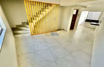Casa geminada à venda - 2 quartos amplos - 1 vaga - 96m² - céu azul - pampulha