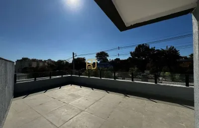 Casa geminada com terraço à venda - 3 quartos sendo 1 suíte - 2 vagas - planalto