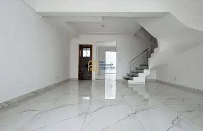 Casa geminada à venda - 3 quartos 1 com suíte e varanda - 2 vagas - santa amélia