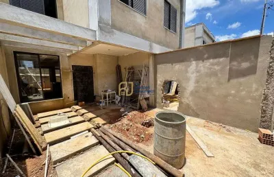 Casa geminada à venda - 3 quartos 1 com suíte - 1 vaga - santa rosa - pampulha