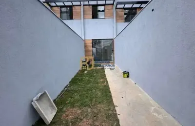 Casa geminada à venda - 2 suítes - 2 vagas - 110m² - bairro piratininga