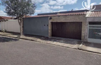 Casa com 3 dormitórios à venda, 204 m² - jardim planalto - jaguariúna/sp