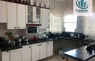 Casa com 4 dormitórios à venda, 316 m² por r$ 1.600.000,00 - jardim europa - jaguariúna/sp