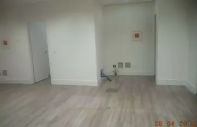 Conjunto comercial para venda em são paulo, vila olímpia, 2 banheiros, 1 vaga
