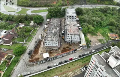 Em fase de construção; reviera, próximo a praia martim de sá, caraguatatuba