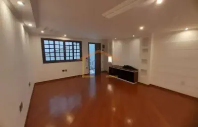 Casa com 2 quartos para alugar na rua cássio de almeida, --, vila guilherme, são paulo por r$ 4.600