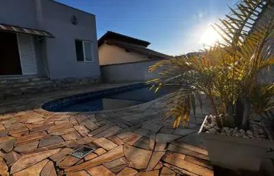 Casa com 3 quartos à venda no jardim vitória, poços de caldas , 275 m2 por r$ 1.250.000