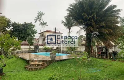 Casa térrea com 8 dormitórios, piscina e 1.050 m² no porto novo – caraguatatuba/sp