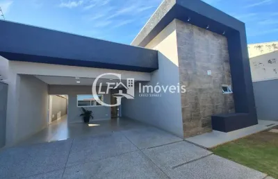 Casa à venda na vila vilas boas:  3 suítes, 2 salas, 5 banheiros, vagas de garagem, 250m². confira já!