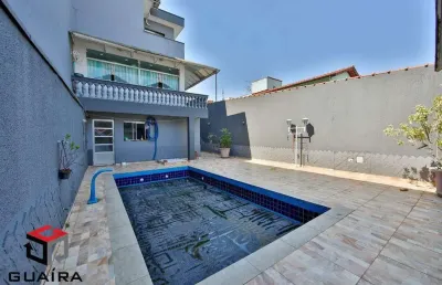 Sobrado amplo com 304m² localizado na vila scarpelli em santo andré- sp.