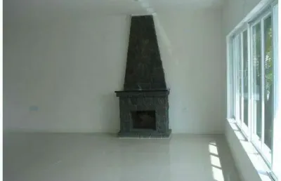 Casa assobradada com 300 m² localizada no jardim do mar em são bernardo do campo/sp.