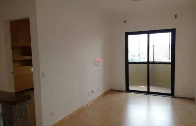 Apartamento com 42m² com sala ampla com sacada envidraçada localizado no centro de são bernardo do campo/sp.