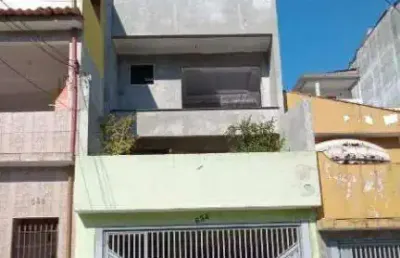 Sobrado à venda 4 quartos 2 vagas ferrazópolis - são bernardo do campo - sp