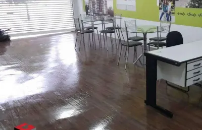 Ponto comercial à venda na Rua Eugênia S Vitale, 1010, Taboão, Diadema