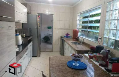 Sobrado com 150m² localizado no bairro rudge ramos em são bernardo do campo.