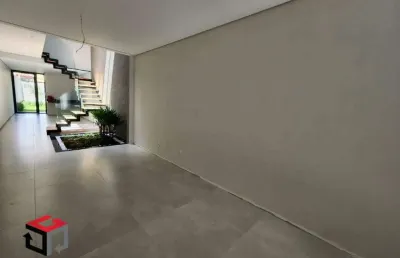 Sobrado vila mariana próximo ao metrô, 3 suítes, cozinha, sala ampla, jardim de inverno, quintal com churrasqueira e gramado, 2 vagas.
