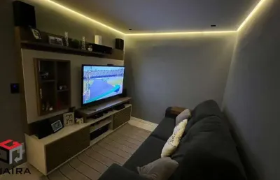 Apartamento mobiliado, 3 dormitótios, suíte e vaga coberta