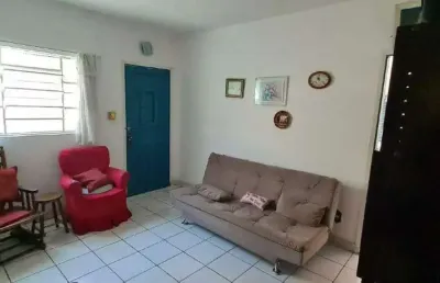 Casa térrea ampla com 225m² localizada no bairro rudge ramos em são bernardo do campo/sp.