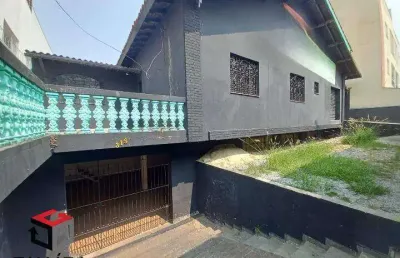 Casa com 5 quartos para alugar na Rua Jaguará, 319, Campestre, Santo André