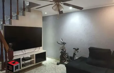 Excelente sobrado amplo com 240m² localizado no centro de diadema/sp.